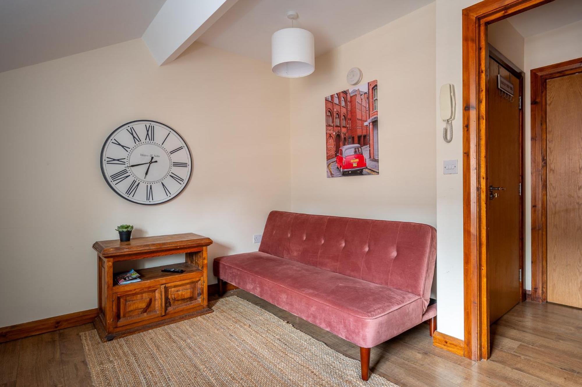 In Centre, Close To Bars And Resturants Belfast